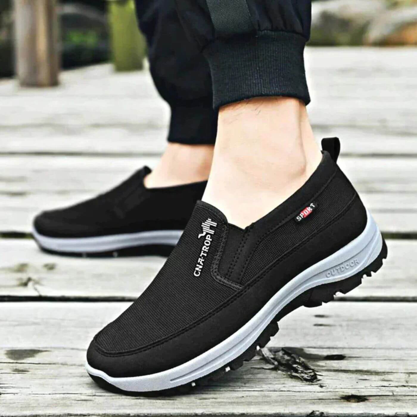 Scarpe ortopediche in tessuto — Soletta anatomica e suola ammortizzata