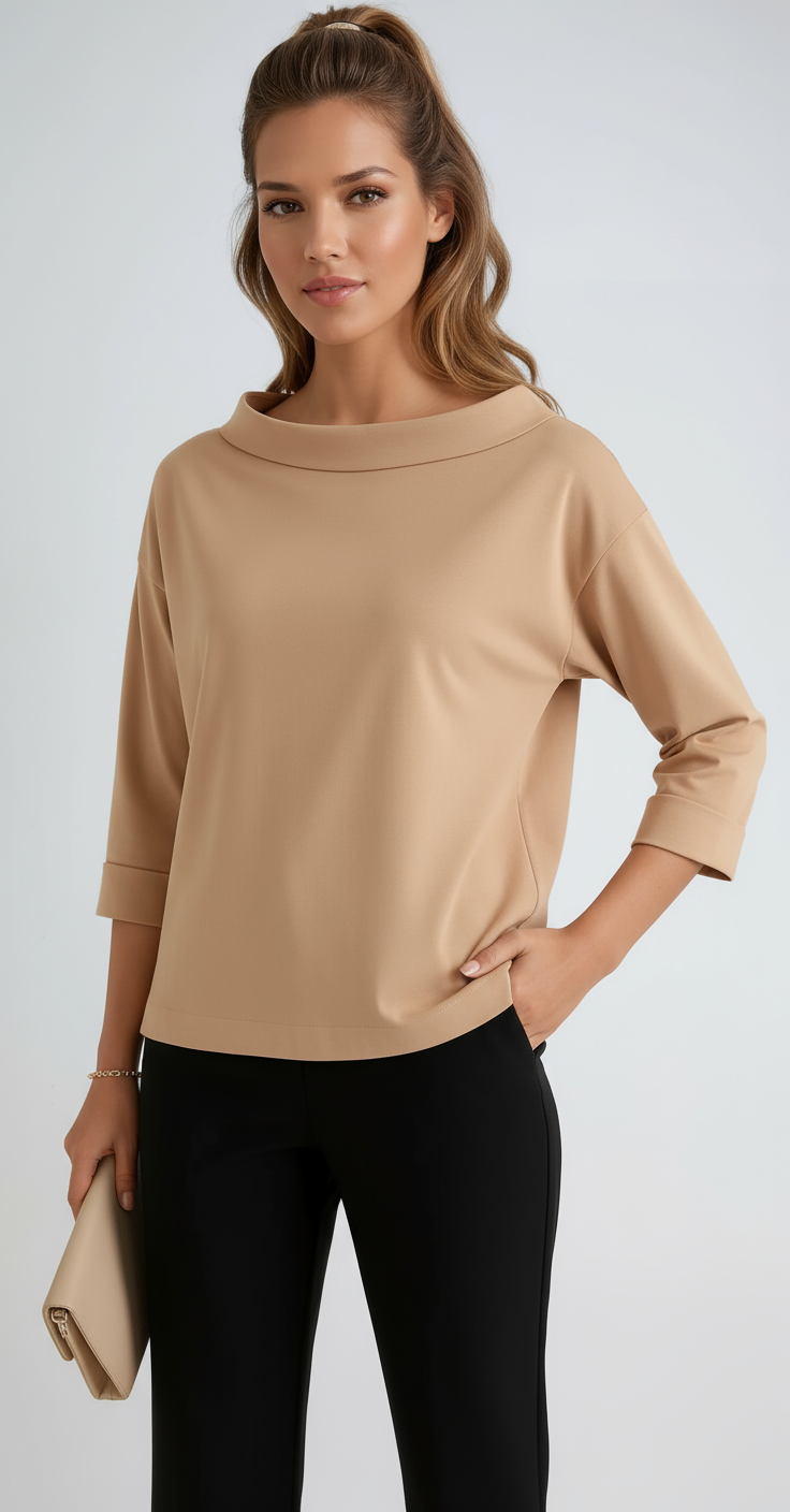 Top di cotone con scollo a barca e manica 3/4 — T-shirt minimalista ed elegante