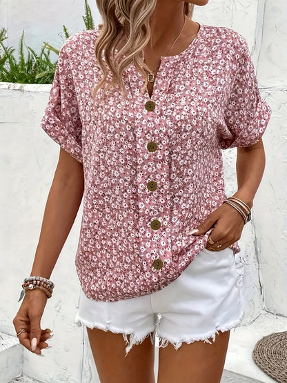 Blusa floreale di lino con dettaglio a bottoni — Camicia chic e versatile