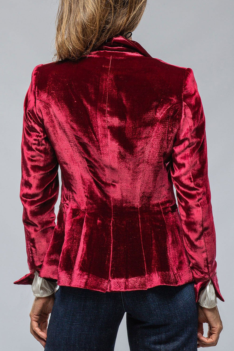 Blazer di lino aderente con un bottone — Giacca classica da vestire