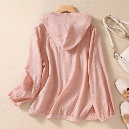 Camicia con cappuccio dal taglio rilassato — Sovracamicia leggera estiva