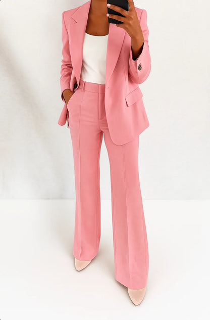 Completo blazer e pantaloni — Tailleur elegante e senza tempo