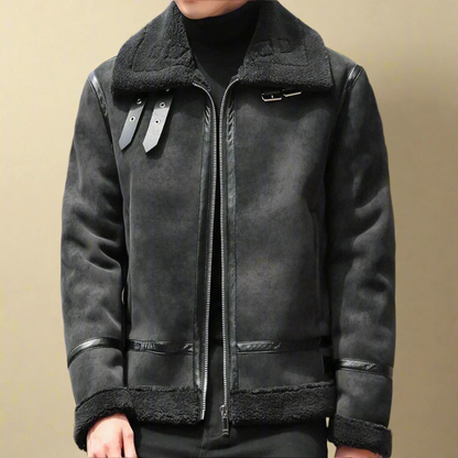 Cappotto in camoscio con cintura — Cappotto lungo e caldo d'inverno