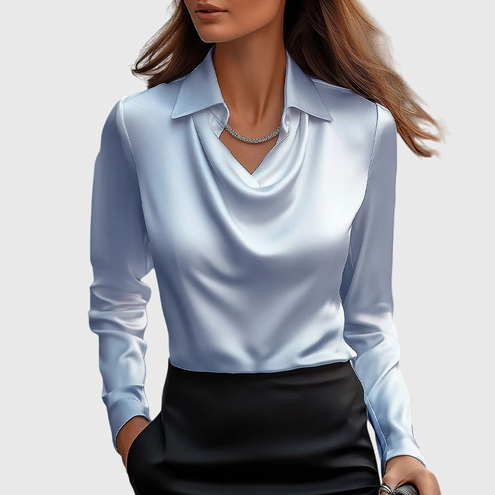 Blusa elegante con collo plissettato — Blusa fluida e versatile in raso