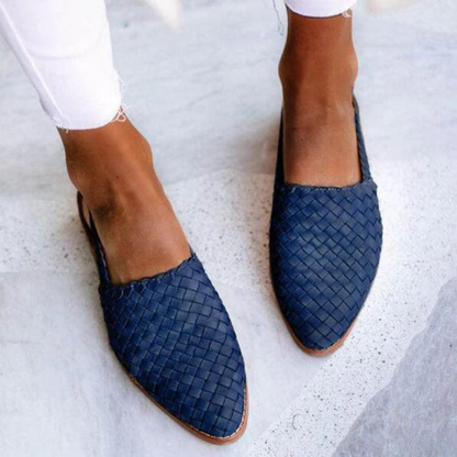 Ballerine in ecopelle intrecciata — Scarpa bassa elegante e leggera