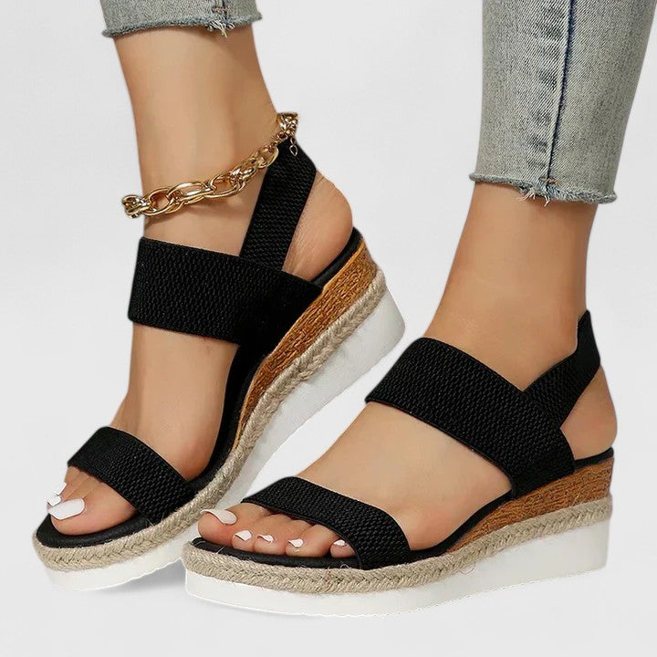 Sandali ortopedici con zeppa e fascia elastica — Sandali comodi estivi