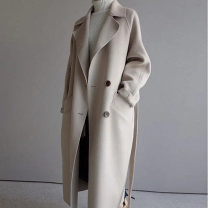Cappotto lungo in lana — Cappotto classico e caldo invernale