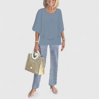 Completo di lino due pezzi con top e pantaloni — Completo elegante e traspirante