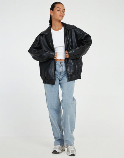 Giacca oversize in ecopelle — Giacca effetto pelle di stile moderno
