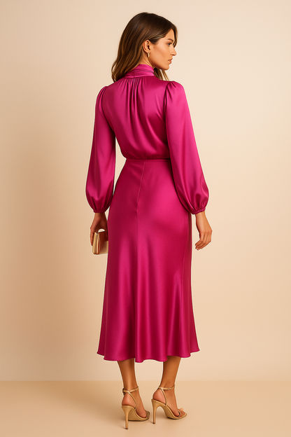 Abito midi a vita alta — Abito elegante a collo alto