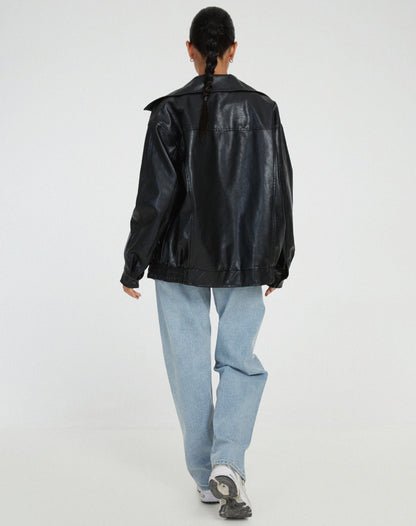 Giacca oversize in ecopelle — Giacca effetto pelle di stile moderno