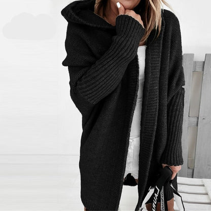 Cardigan in maglia con cappuccio, taglio oversize — Giacca in maglia calda