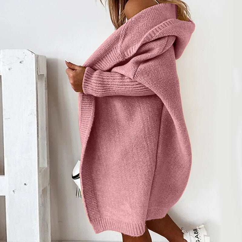 Cardigan in maglia con cappuccio, taglio oversize — Giacca in maglia calda