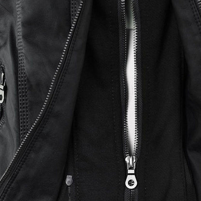 Giacca in ecopelle con cappuccio — Giacca impermeabile con zip