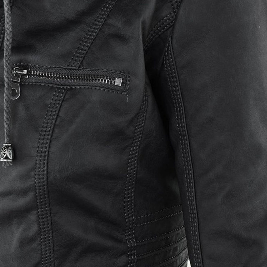 Giacca in ecopelle con cappuccio — Giacca impermeabile con zip