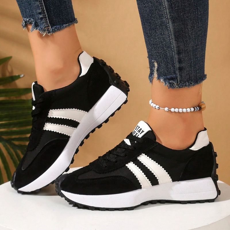 Sneakers ortopediche leggere — Calzatura comoda con ammortizzazione