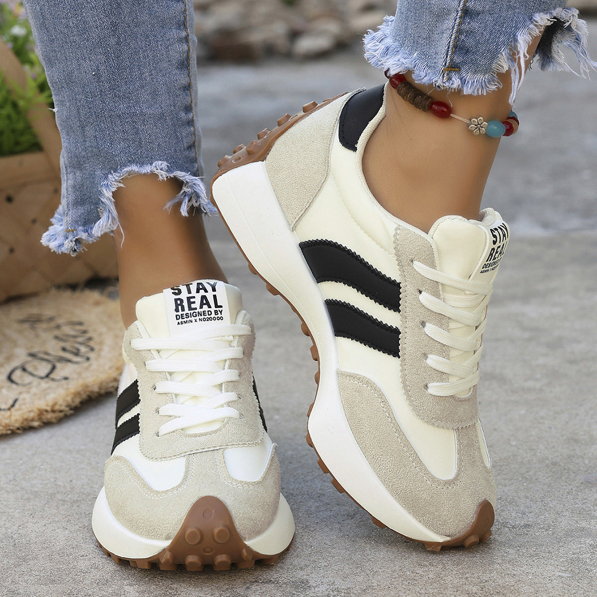 Sneakers ortopediche leggere — Calzatura comoda con ammortizzazione