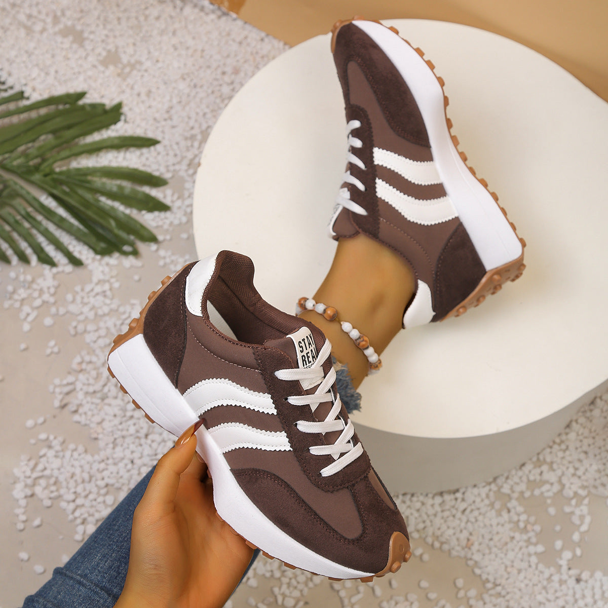 Zapatillas ligeras para mujer, comodidad al caminar