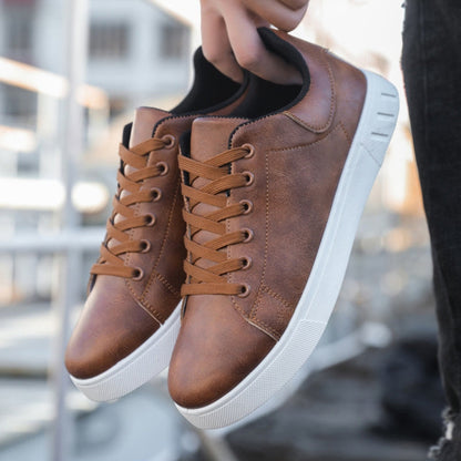 Sneakers vegane con suola in gomma — Sneakers resistenti e leggere