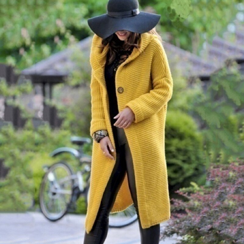 Cardigan in maglia con cappuccio — Giacca in maglia morbida e calda