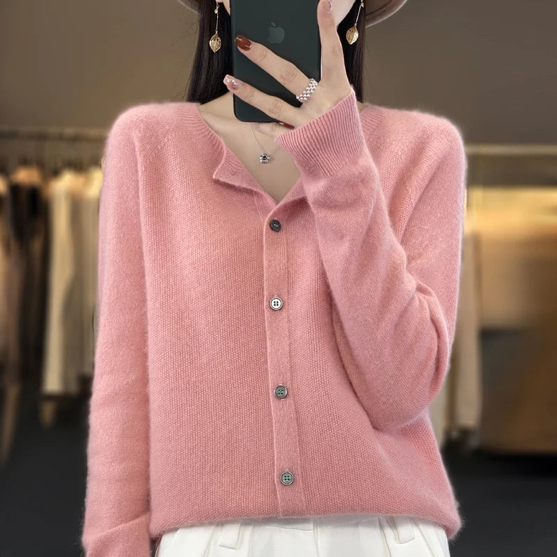 Cardigan in maglia con bottoni e collo tondo — Cardigan classico