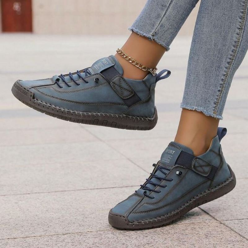 Sneakers ortopediche comode con velcro — Scarpe leggere e traspiranti