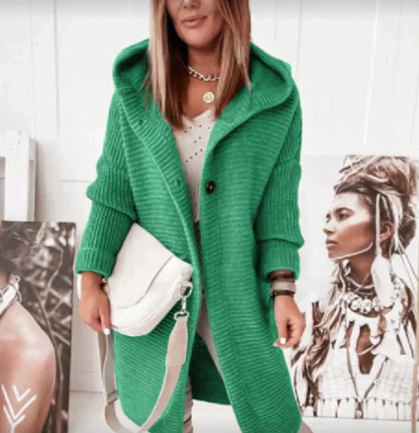 Cardigan lungo in maglia con cappuccio — Giacca lunga e calda
