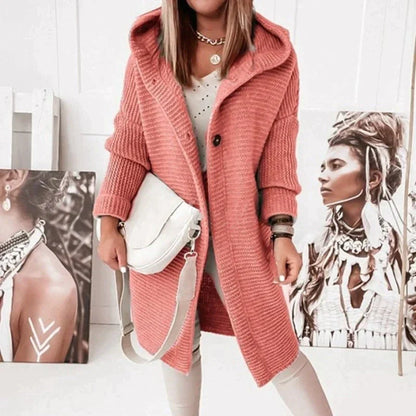 Cardigan lungo in maglia con cappuccio — Giacca lunga e calda