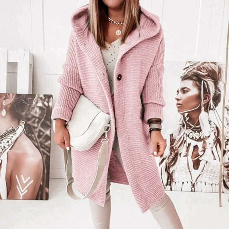 Cardigan lungo in maglia con cappuccio — Giacca lunga e calda