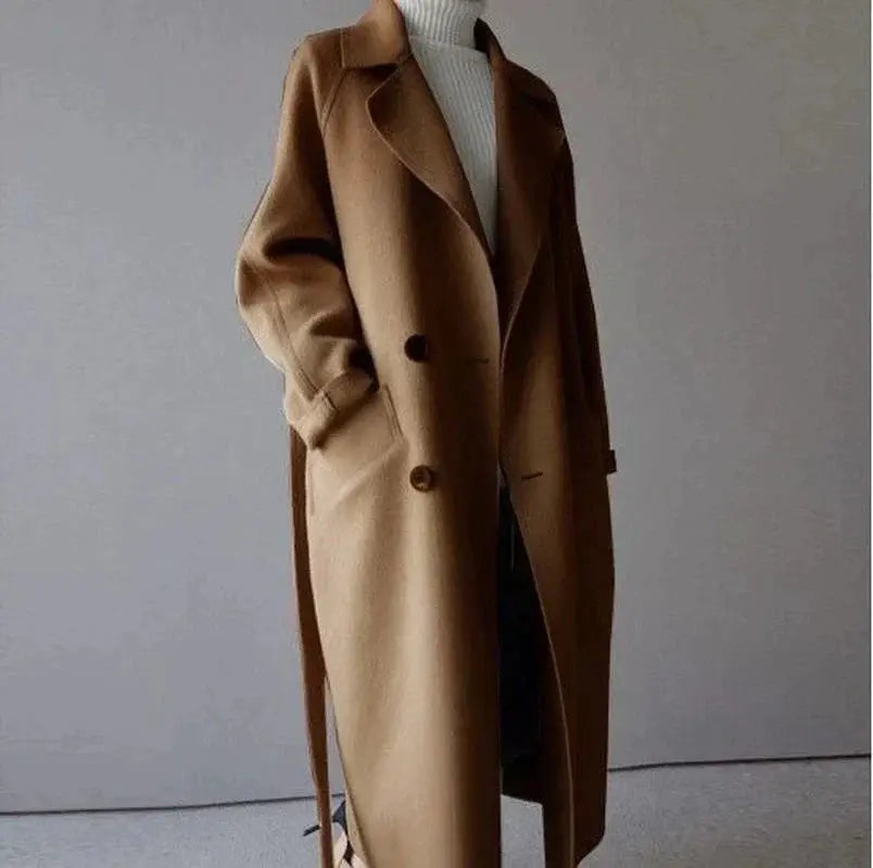 Cappotto lungo in lana — Cappotto classico e caldo invernale