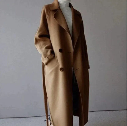 Cappotto lungo in lana — Cappotto classico e caldo invernale
