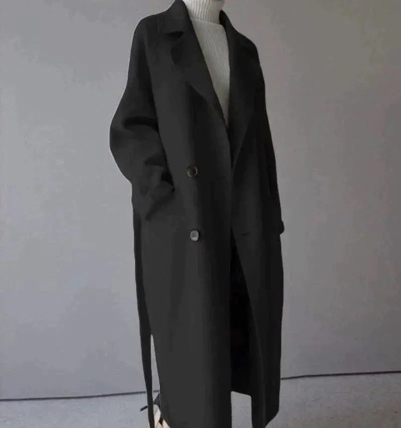 Cappotto lungo in lana — Cappotto classico e caldo invernale