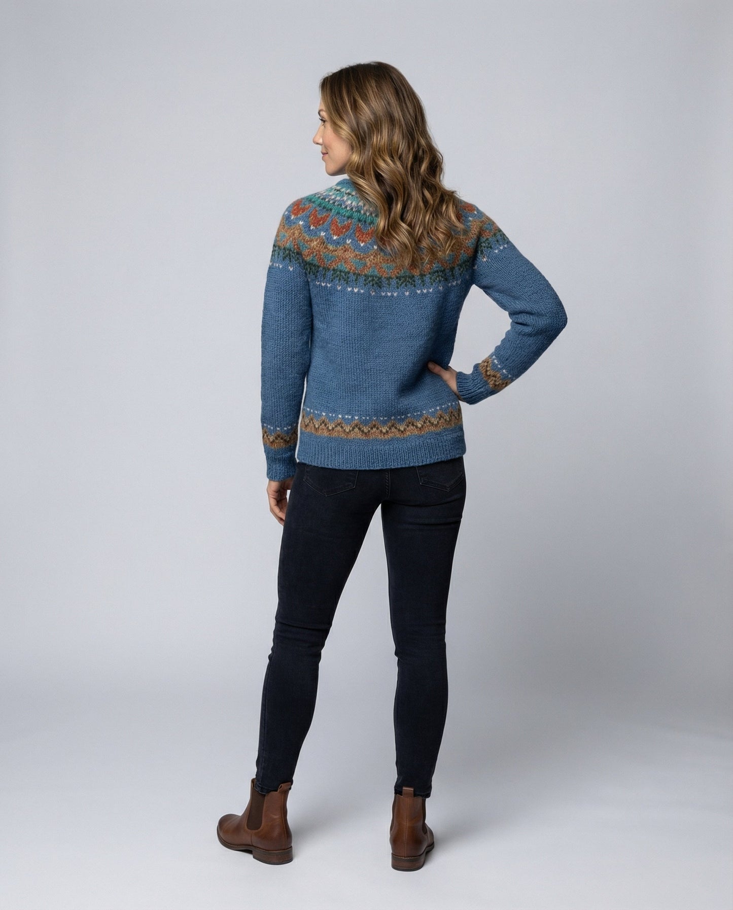 Maglione in lana in stile nordico vintage — Maglione caldo invernale