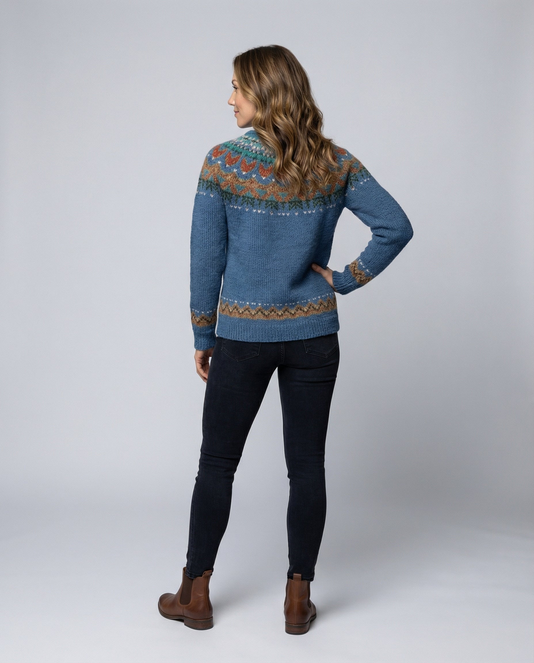 Maglione in lana in stile nordico vintage — Maglione caldo invernale