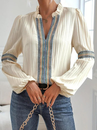 Top dallo stile vintage — Blusa chic e slanciante d'autunno