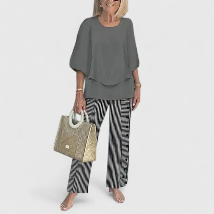 Completo di lino due pezzi con top e pantaloni — Completo elegante e traspirante