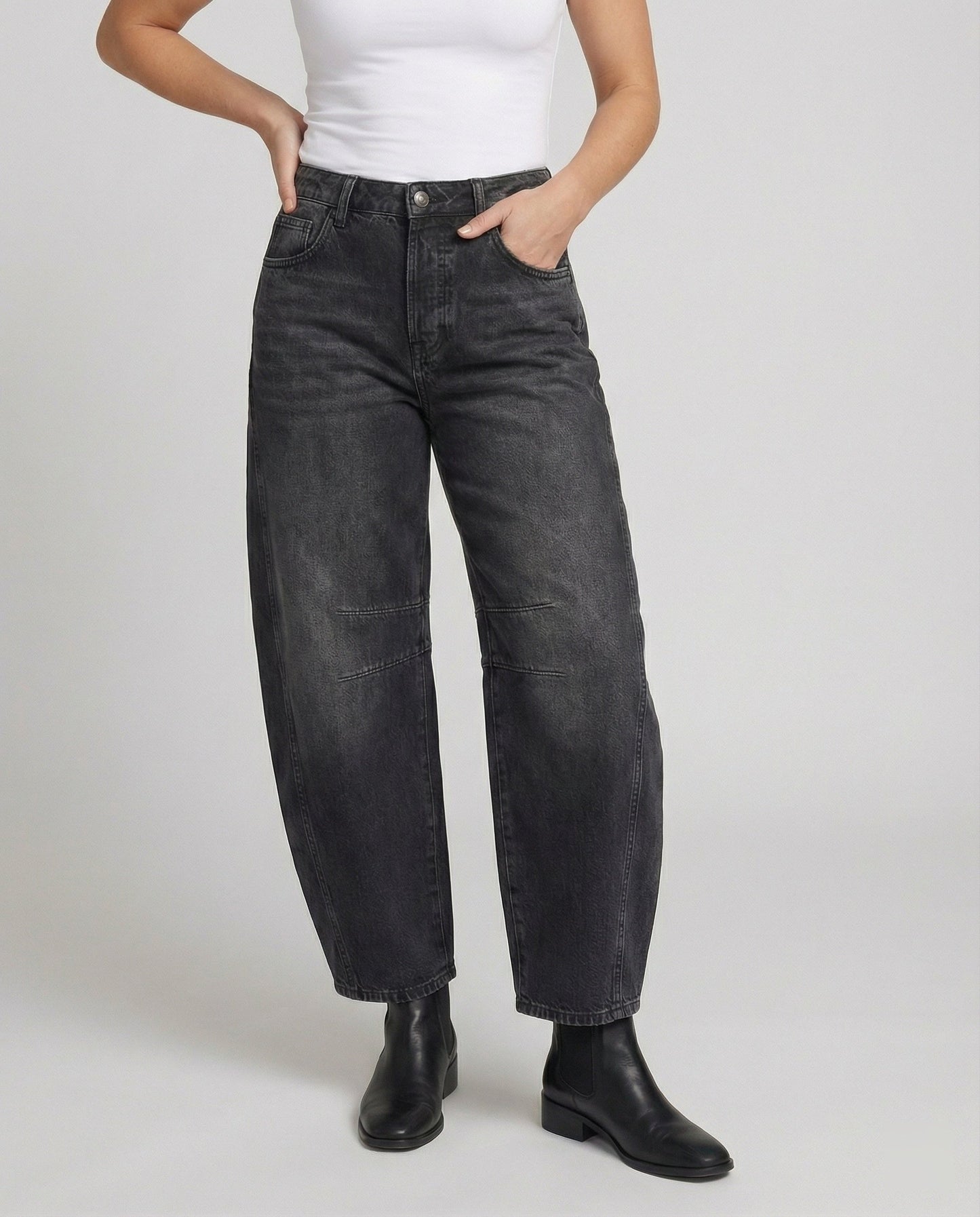 Jeans barrel a vita media — Jeans comodi dal taglio leggermente a zampa