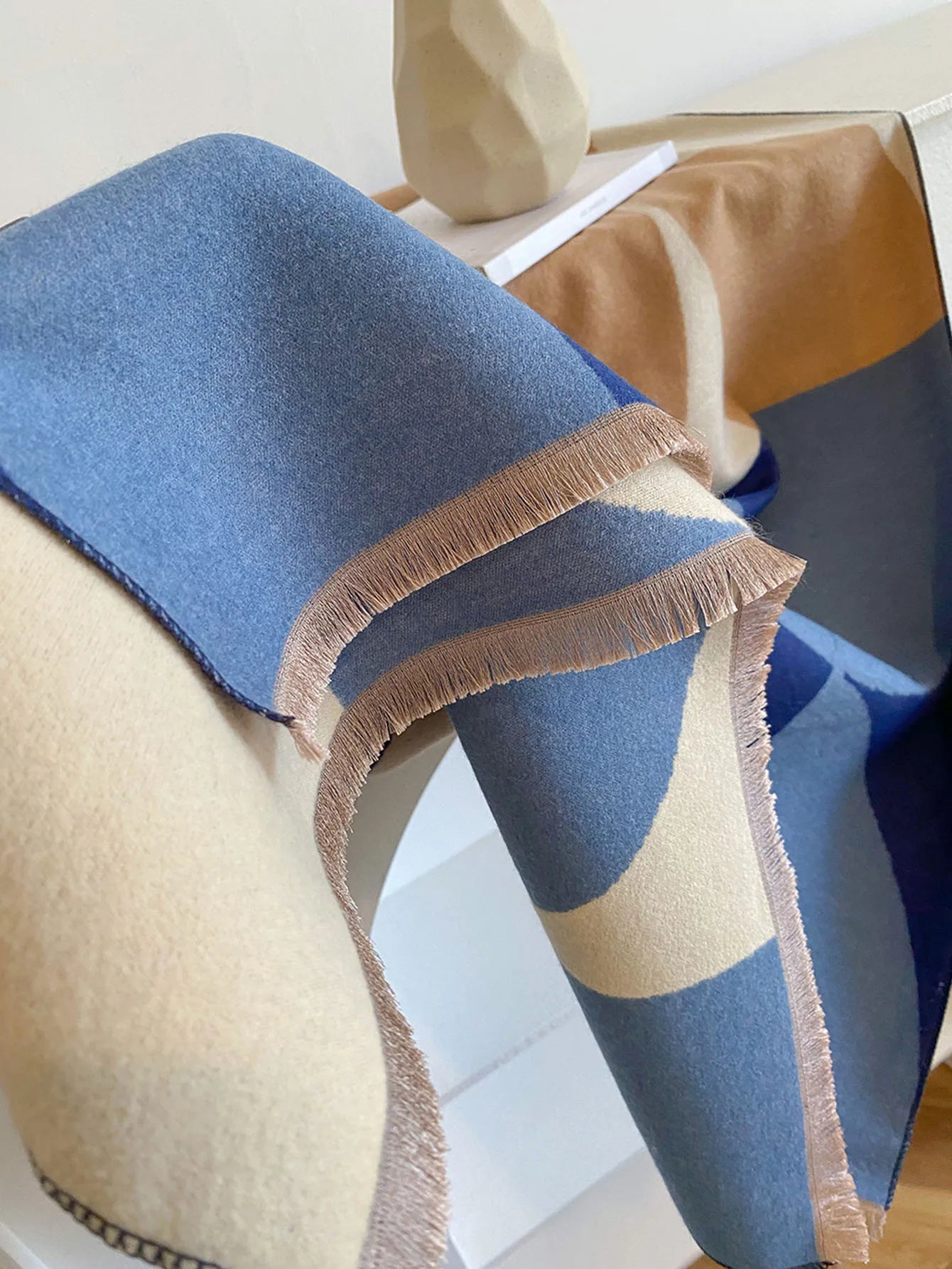Sciarpa in cashmere reversibile — Foulard morbido, caldo ed elegante