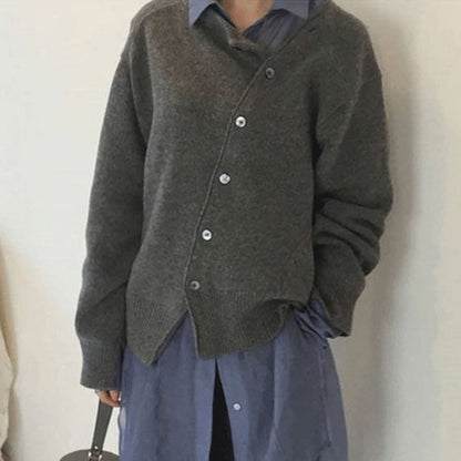 Cardigan a portafoglio in maglia con bottoni — Giacca incrociata e calda