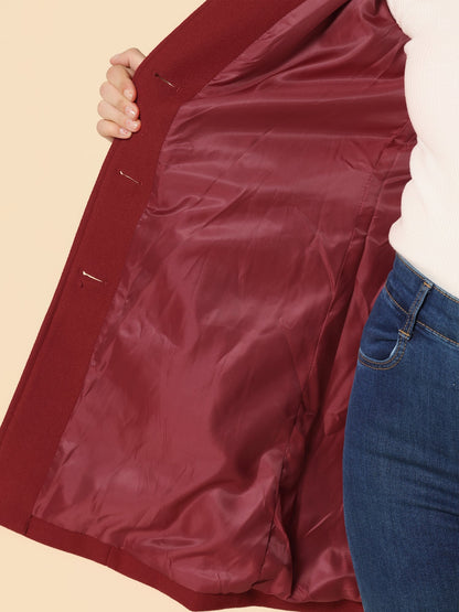 Cappotto di lana con bottoni, taglio aderente e collo classico — Cappotto invernale elegante