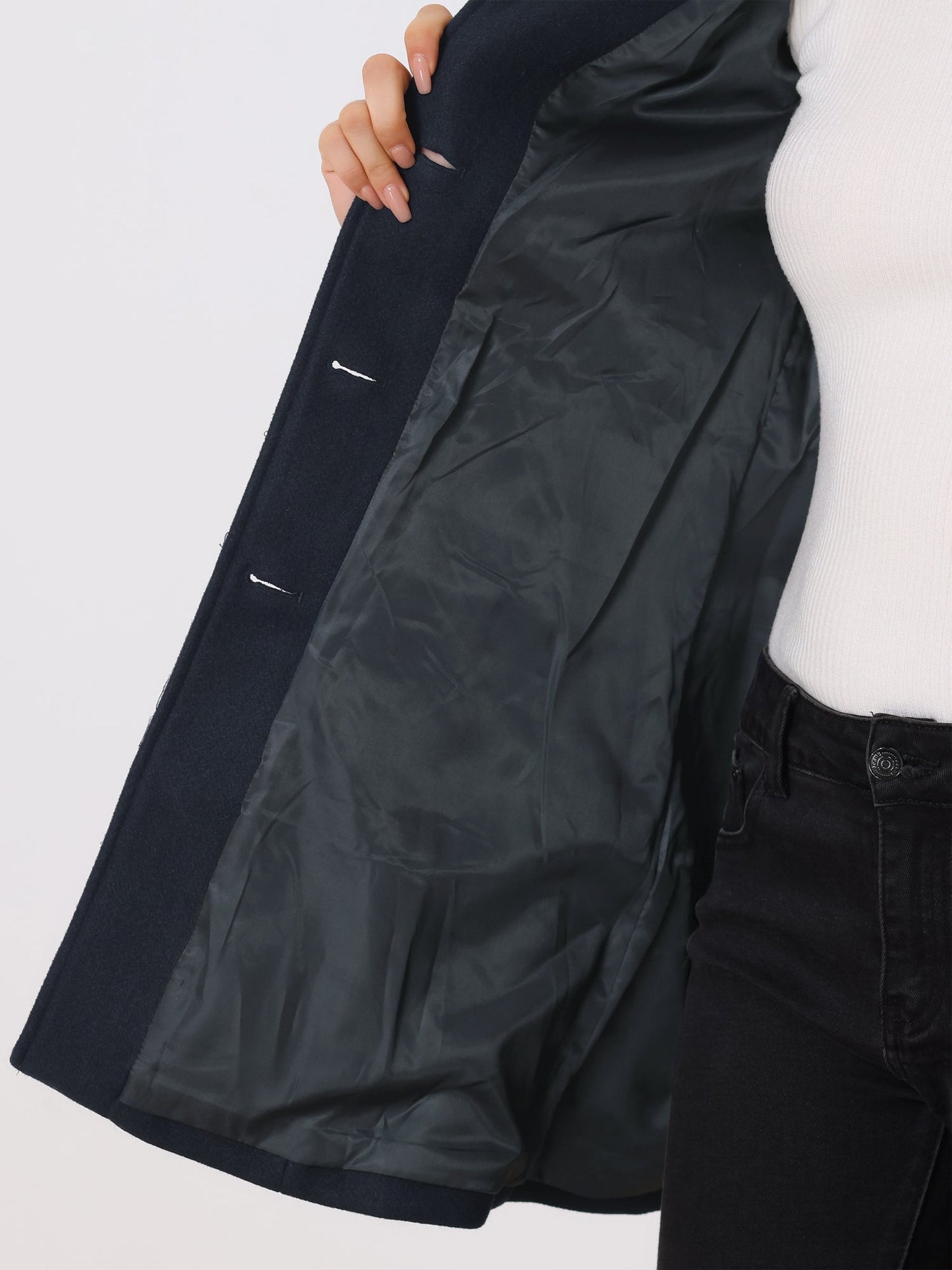 Cappotto di lana con bottoni, taglio aderente e collo classico — Cappotto invernale elegante